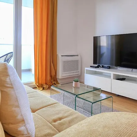 Barbara With Private Parking In The Garage Apartment Zadar Exterior photo